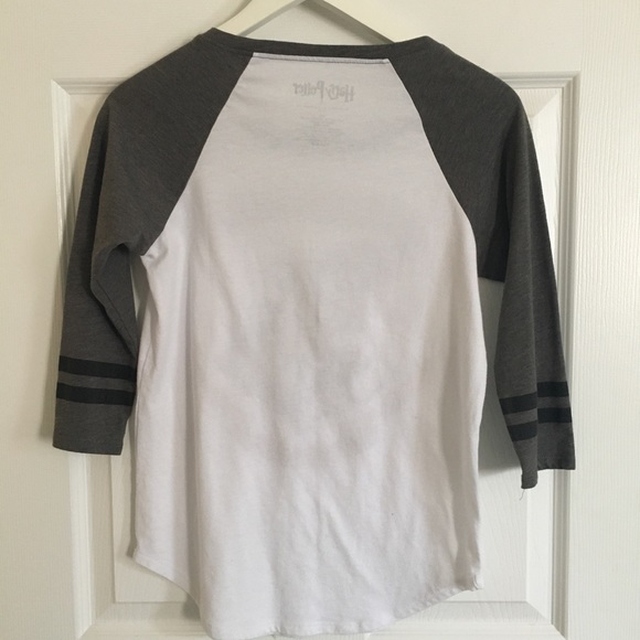 Harry Potter Hogwarts Crest 3/4 Sleeve - Picture 2 of 3